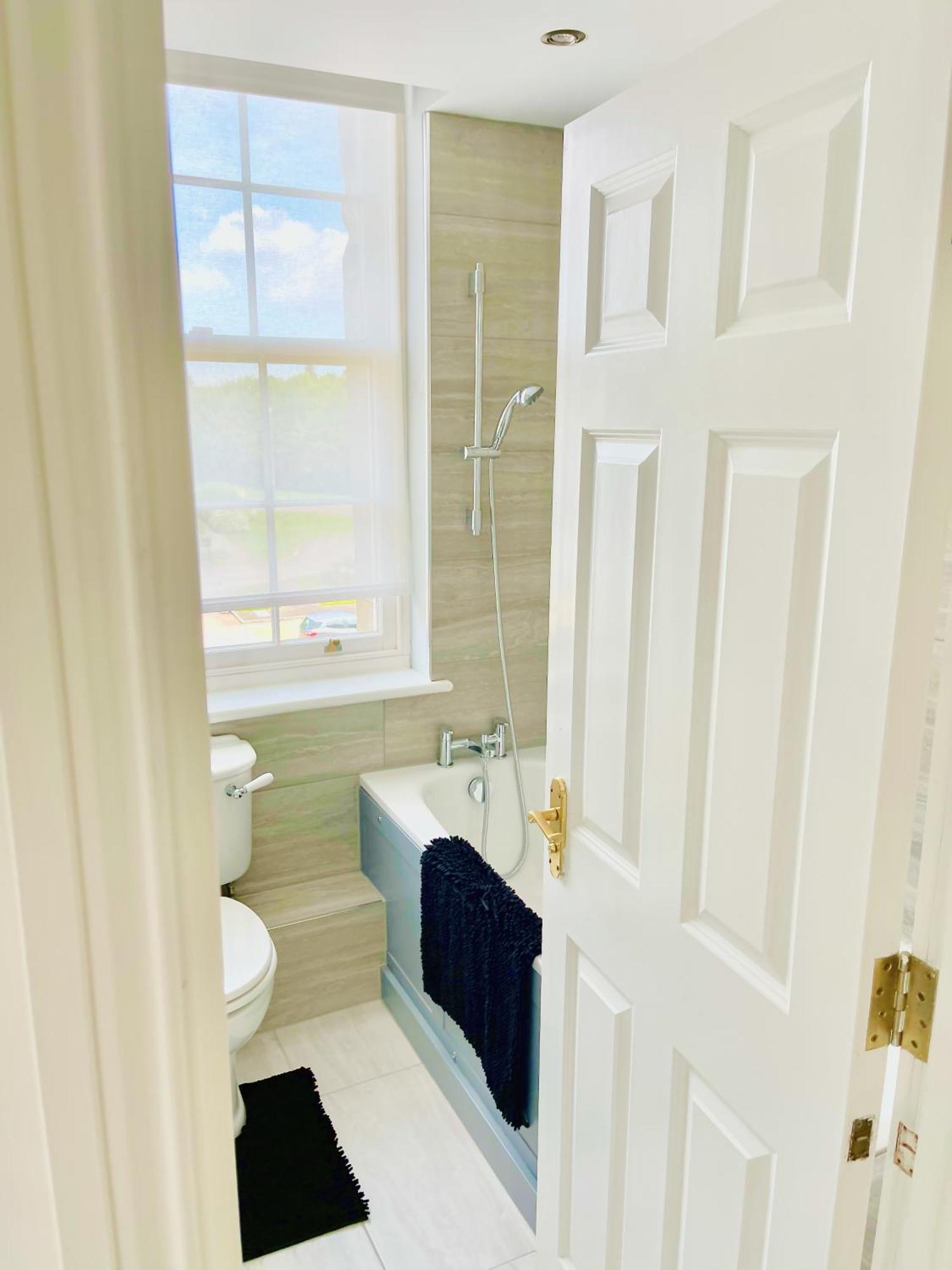 St Andrews Apartments Maidstone Luaran gambar